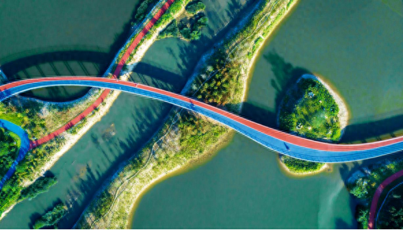 日照山海天：当数字游民遇上28公里海岸线，工作也带着海风滤镜