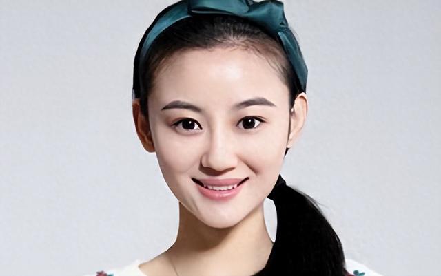 原来她早已去世！26岁全身溃烂不治而亡，被全家8口“吸血”多年