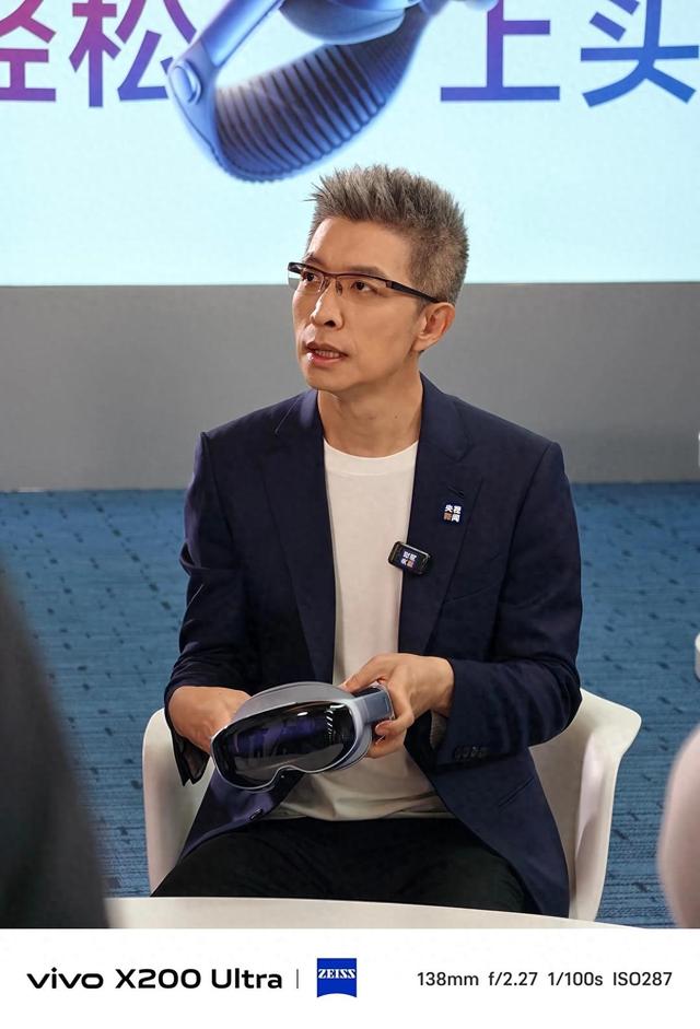 央视朱广权 “上头”：看vivo的 “成长” 与 “跃迁”