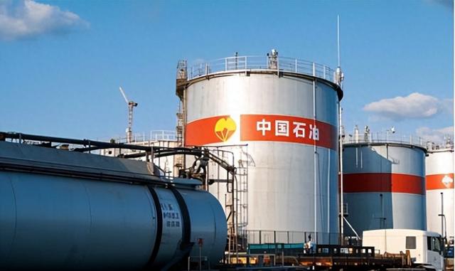 石油储备库如何构建智能防护网？豪景周界振动光纤系统应用揭秘