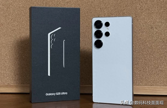 高端旗舰手机，vivo、小米、OPPO全军覆没，三星手机为何能1挑3？