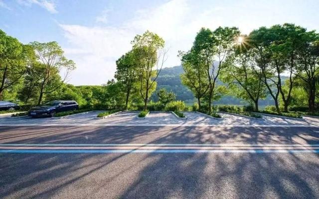 来惠山，一“骑”追࿓风࿓去࿓