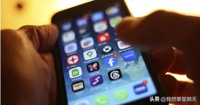 苹果放大招！iOS 26将推出“来电筛选”功能，帮你自动挂断诈骗电