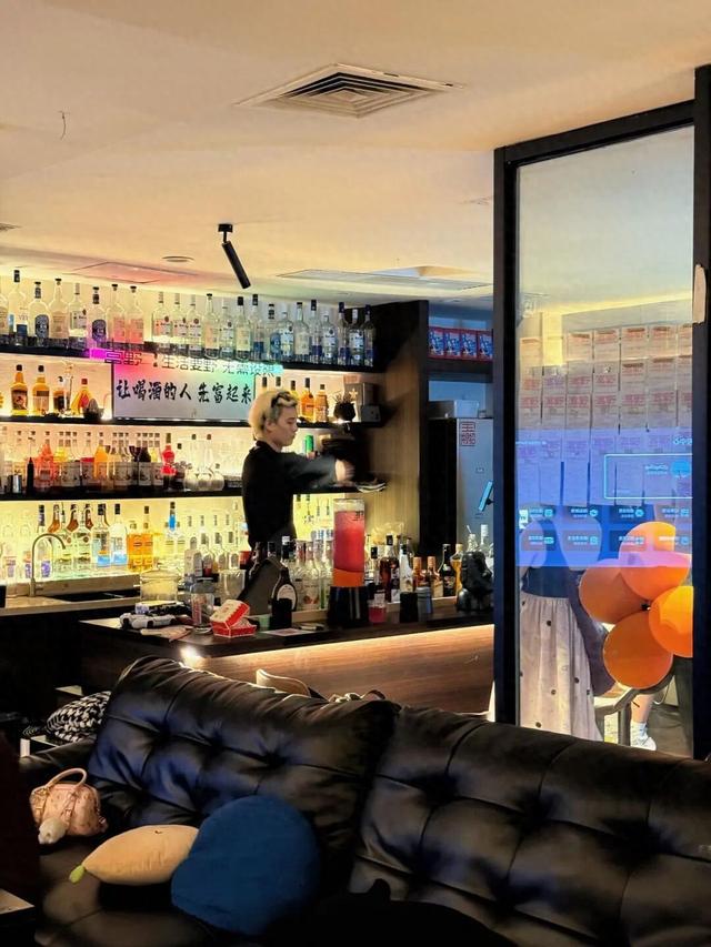 燃卡夜行动力加满！158元宫野入场券免费送，这条微醺路线我冲了！