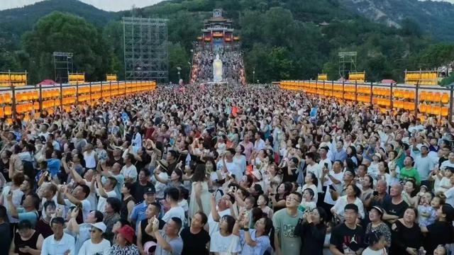 庆城岐黄周祖盛宴引爆盛夏 五万游客共赴狂欢