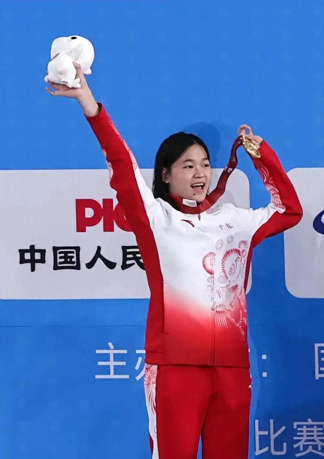 全红婵回家后，接下来的规划2025年11月20日全红婵回到湛江