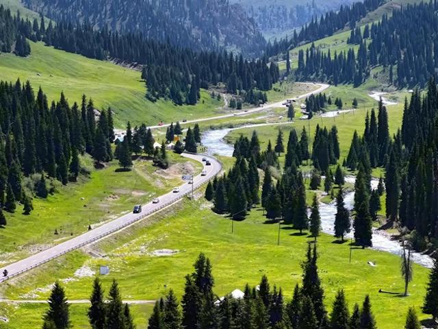 天山旅游业大变革！新疆三大超级工程将开启，独库公路或被取代？