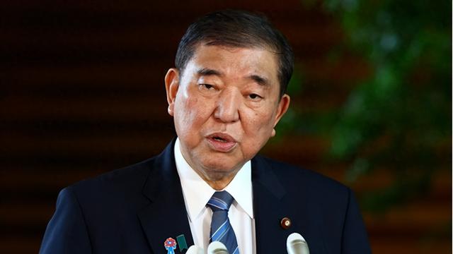 石破茂辞职后，特朗普说7个字，中方发起反制，不许日本官员入境