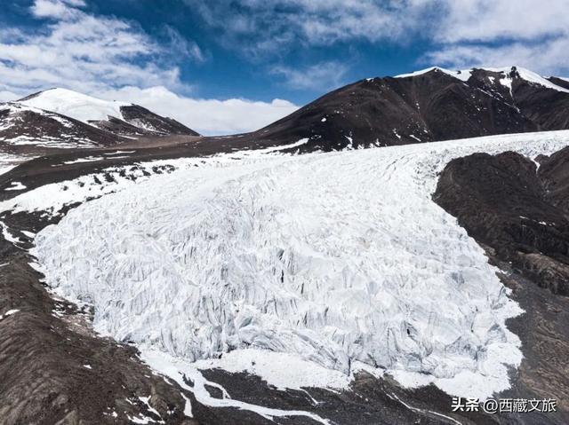 震撼！展琼冰川的万年冰舌颜值太高了！看过此生无憾！