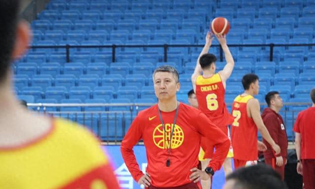 男篮亚洲杯开战：胡金秋领着新阵阵应对沙特，央视5套全程直播！