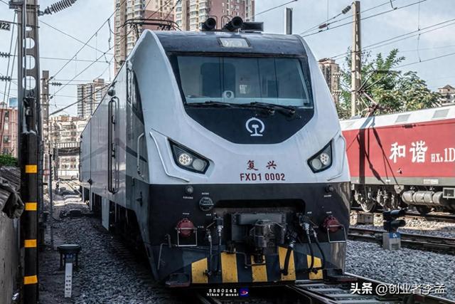 为什么没有出现电传动内燃机火车？（火车动力全面科普来了）