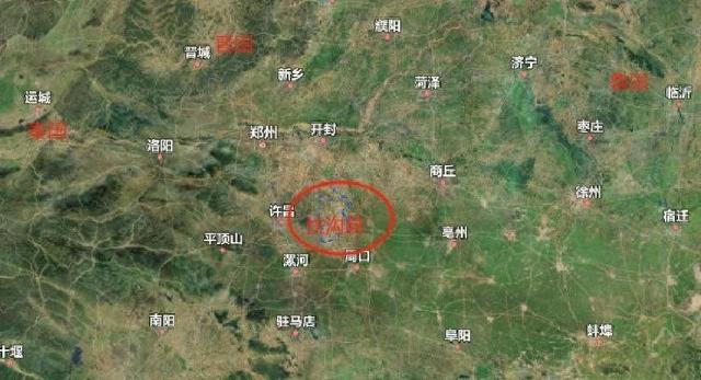 河南省扶沟县两村民在挖石灰池时挖出392块金币主动上交国家