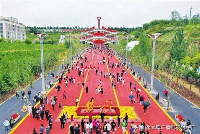 国庆必打卡！胜利街“网红桥”焕新亮相