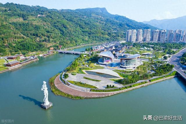雅安旅游“封神榜”：6大绝景+11处国保，比成都更值得深度游！