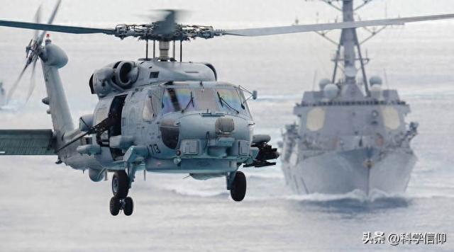 海面波涛汹涌，船只摇晃不定，舰载直升机如何降落？