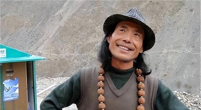 24岁宁波小伙徒步旅行，35年走了30万公里，最终于他乡结束一生！