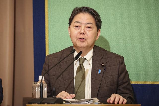 选情“三足鼎立” 日本自民党新总裁今日将揭晓