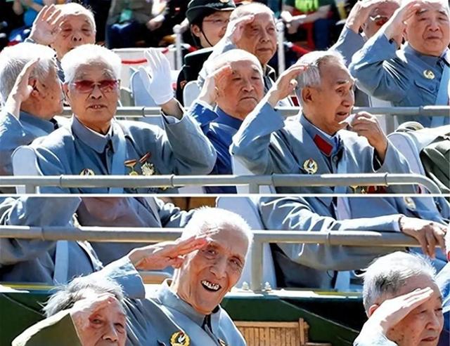 大陆邀请国民党老兵来北京阅兵，台当局威胁，敢去就剥夺退休金