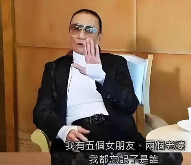 被谢贤养了12年，用青春换来2000万的Coco，已经走上了另一条大道