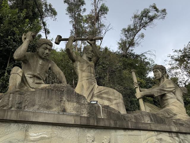 香港记者重走滇缅公路，昆明寻访飞虎队和南侨机工历史