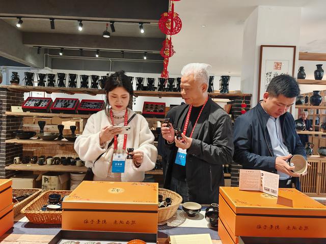 e路采风行，看见平顶山｜鲁山县：千年古县绽新姿 产业文旅绘新卷