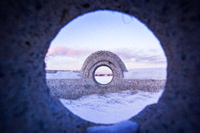 大量加拿大游客涌入黑河 打着旅游幌子不去旅游不吃美食，为啥来？