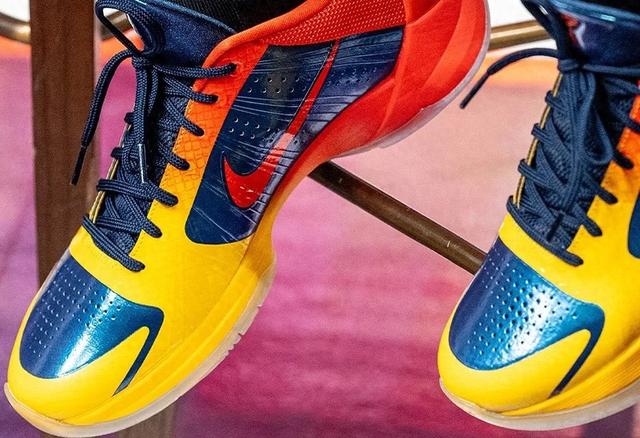 全明星「克拉克 Kobe 5」首次曝光！颜值太高了！