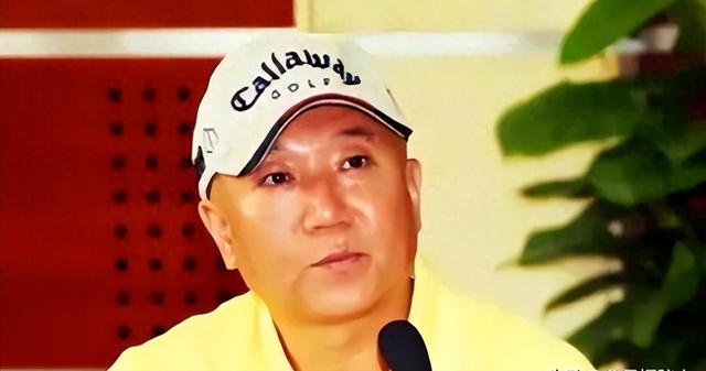 海南富商张晖：花8亿建108米观音像，4年后却死在水中，死因成谜