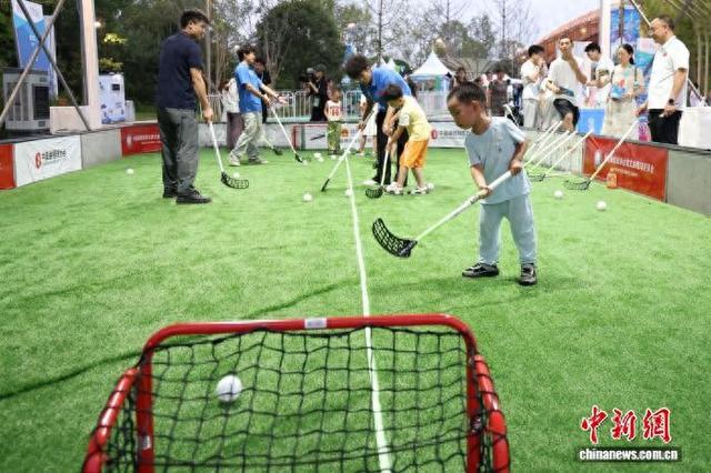 （成都世运会）非遗竞技齐登场 世运广场热度再升级