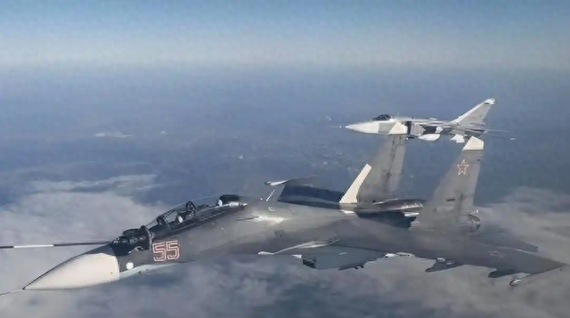 俄军能源打击加码，乌克兰全境被炸，克里姆林宫或成袭击目标