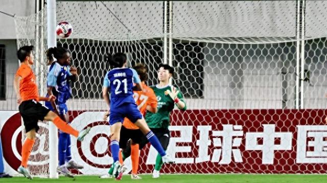 水庆霞“魔法”再现 上海女足4-1大胜武汉