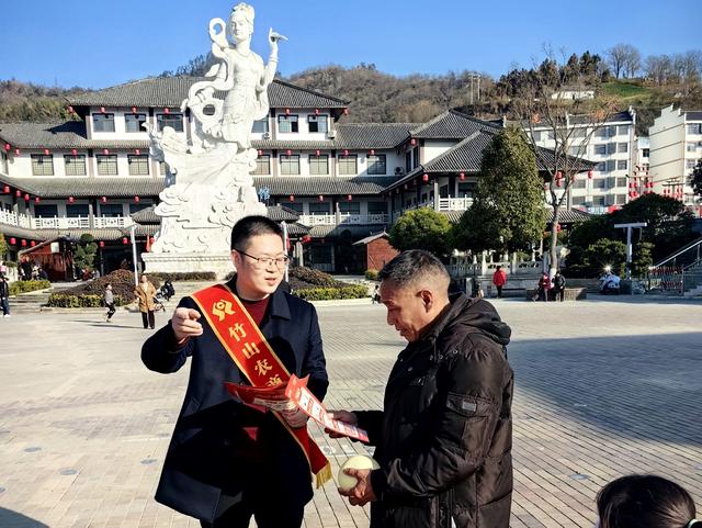 南门微小网站建设（湖北竹山农商银行南门小微支行提前完成2025年春天行动1月份存款任务计划）