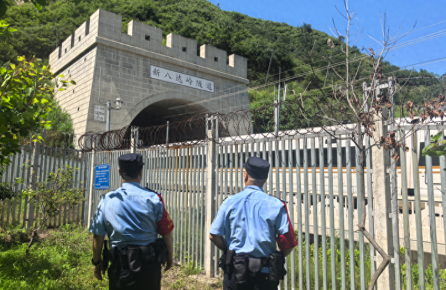 大美北京 |暑运以来 北京“长城铁警”累计服务游客70余万人次