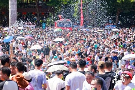 七夕邂逅嬉水节！来保亭体验一场沉浸式黎苗文化盛宴