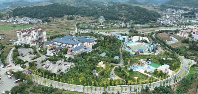 “双节”假期  胜境温泉成近郊游首先目的地之一