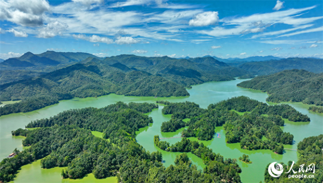 江西上犹：湖光山色景如画