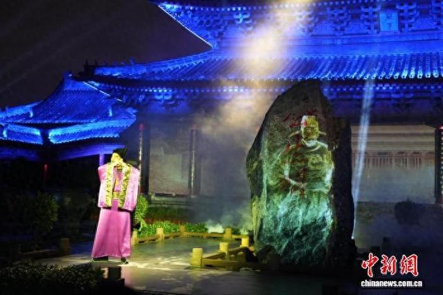 古都开封：大宋夜游剧目引游人
