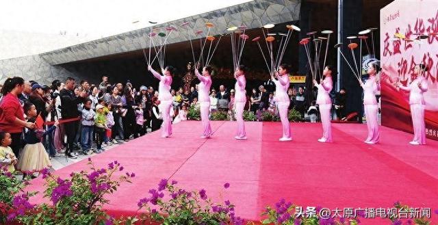 共接待435万人次 国庆假期 太原公园好热闹