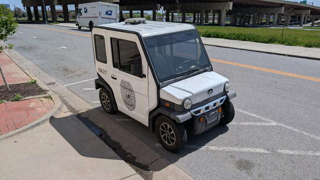 德国街头现“AI 停车侦探”：1 小时查 1500 辆车，效率是人工7倍