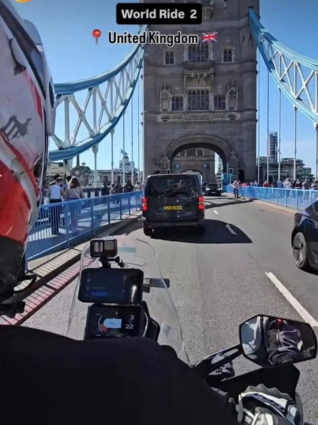印度车手环球骑行穿越17国后，在英国吃个早餐车丢了：“不到一小时回来，就发现一切都没了”