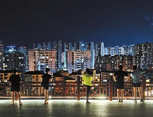 三亚临春岭：休闲步道步步皆景