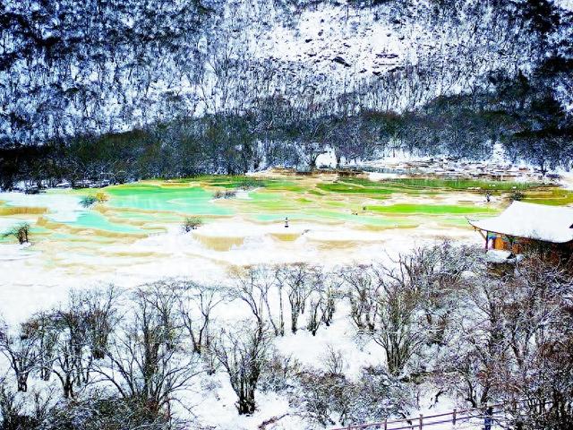 九寨黄龙双飞6日游 邂逅童话秘境