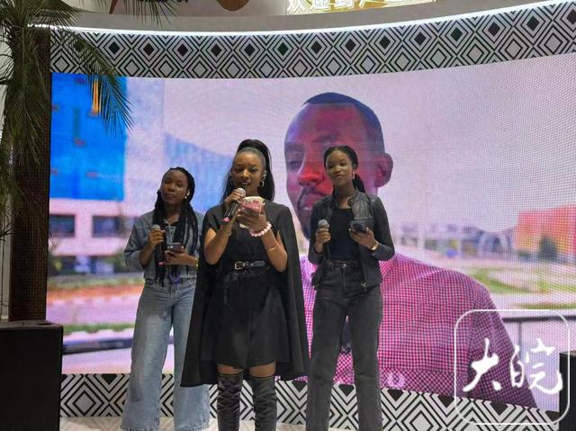 进博会国家展：各国风情争奇斗艳 全球珍品竞寻商机