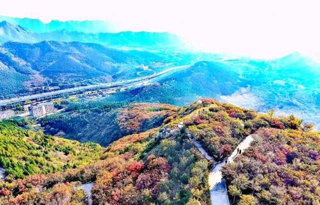 秋日限定！济南蚰蜒山红叶渐染