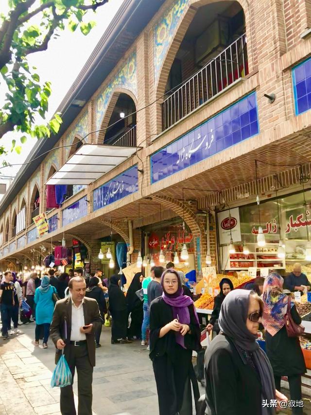 我看见的伊朗有种莫名其妙的矛盾。