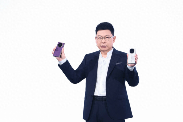 余承东又有新职务，兼任IRB主任强化AI战略布局
