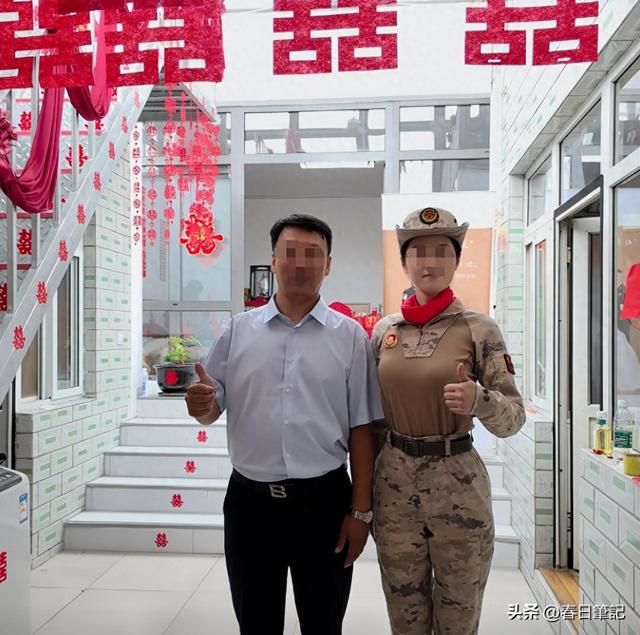 93受阅女兵参加婚礼被骂惨！网友：穿这套衣服去是几个意思？