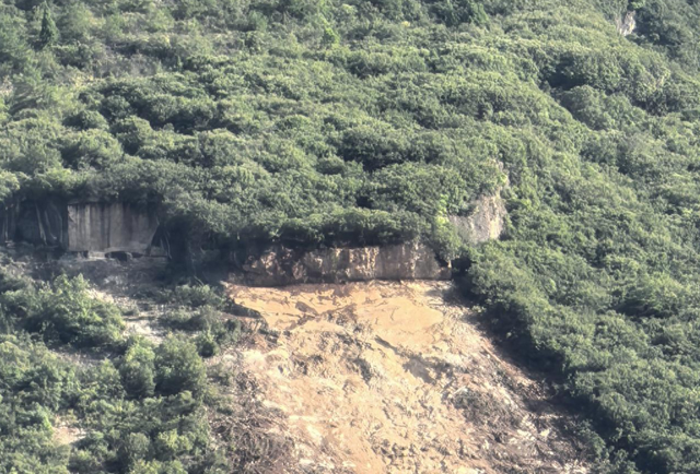 重庆巫山成功预警和处置一起危岩崩塌灾情 提前撤离42人无伤亡