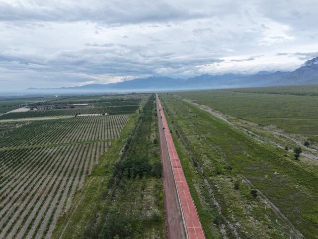 宁夏深度打造贺兰山东麓旅游环线