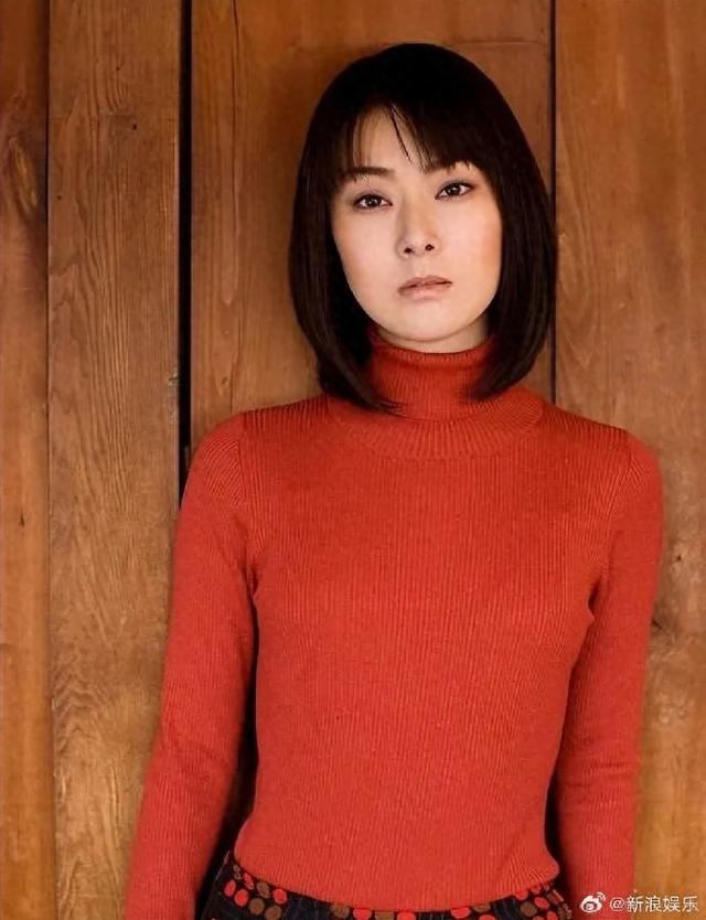 45岁女演员家中身亡！被发现时已腐烂，死因曝光